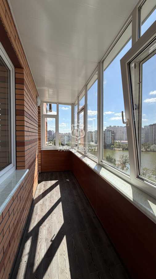 Продажа 1-комнатной квартиры 55 м², Ревуцкого ул., 9