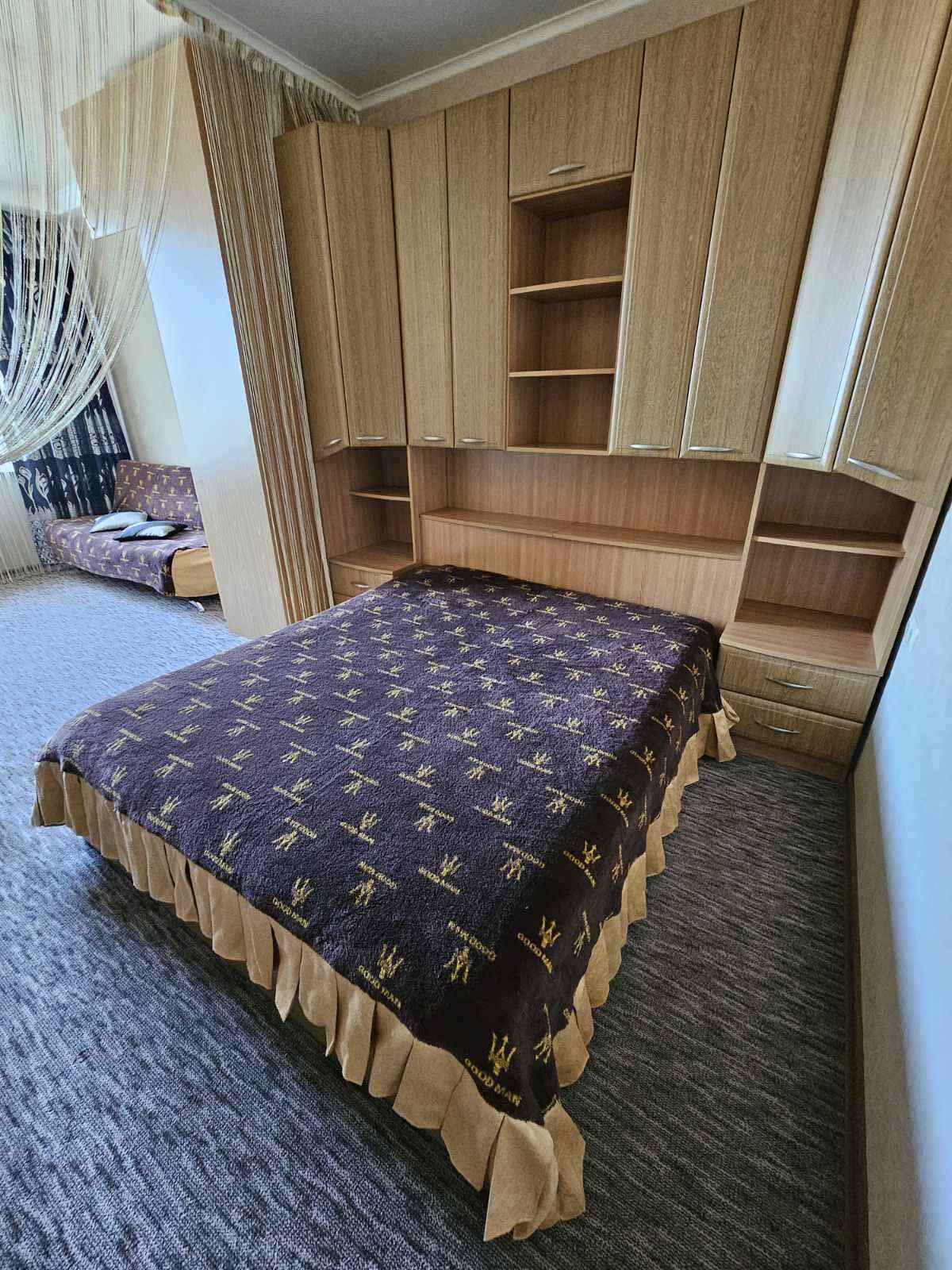 Оренда 2-кімнатної квартири 43 м², ЖК Михайлівське містечко, Секції 6-8