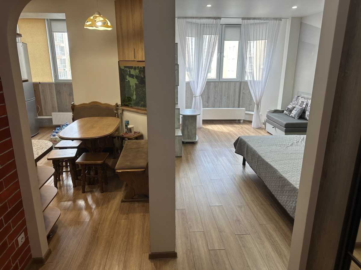 Продажа 1-комнатной квартиры 43 м², Героев Небесной Сотни просп., 26/9