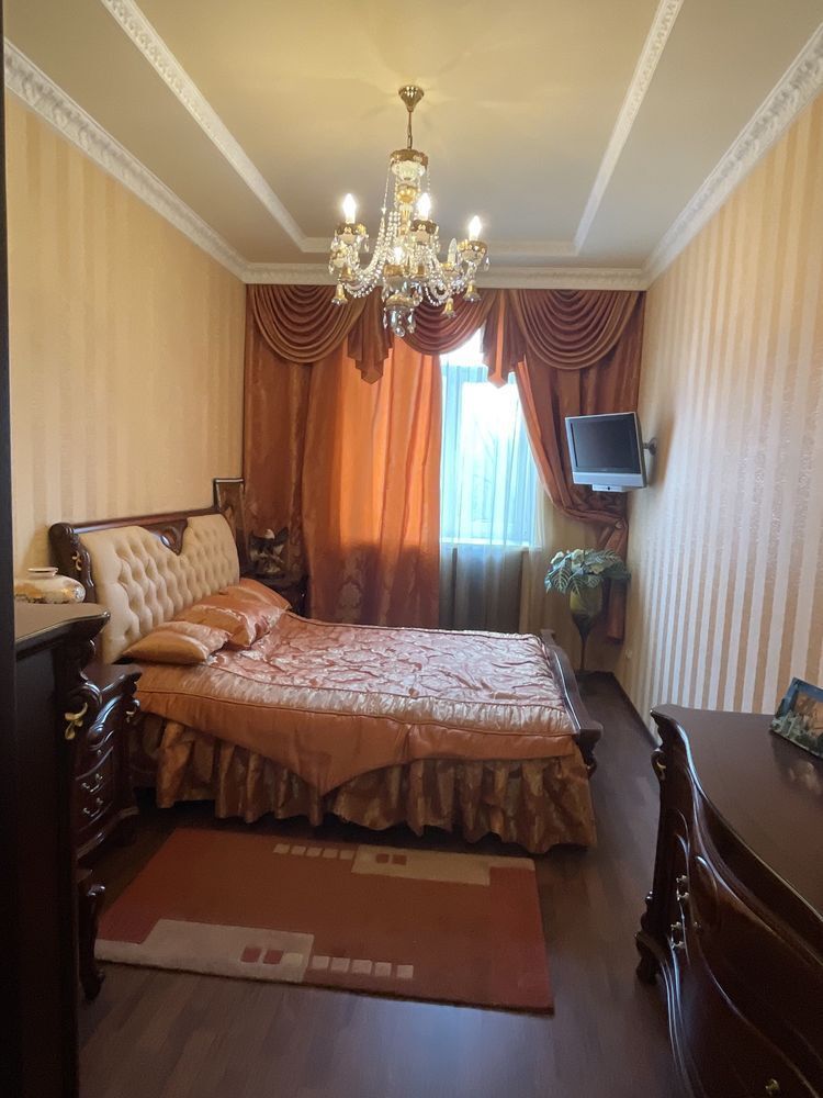 Продажа 5-комнатной квартиры 145 м², Титова ул., 17