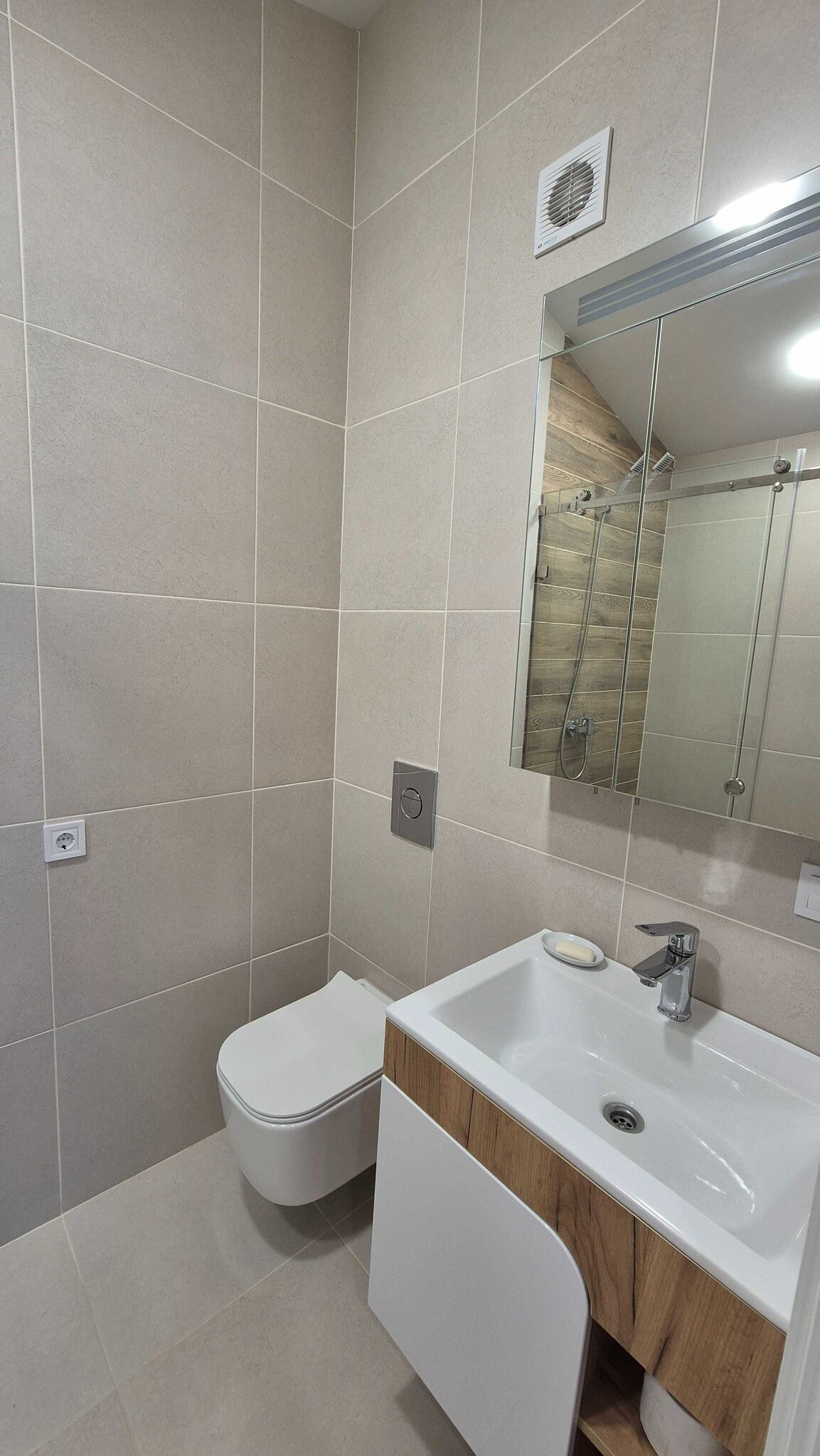 Продажа 2-комнатной квартиры 72 м², Девичья ул., 10