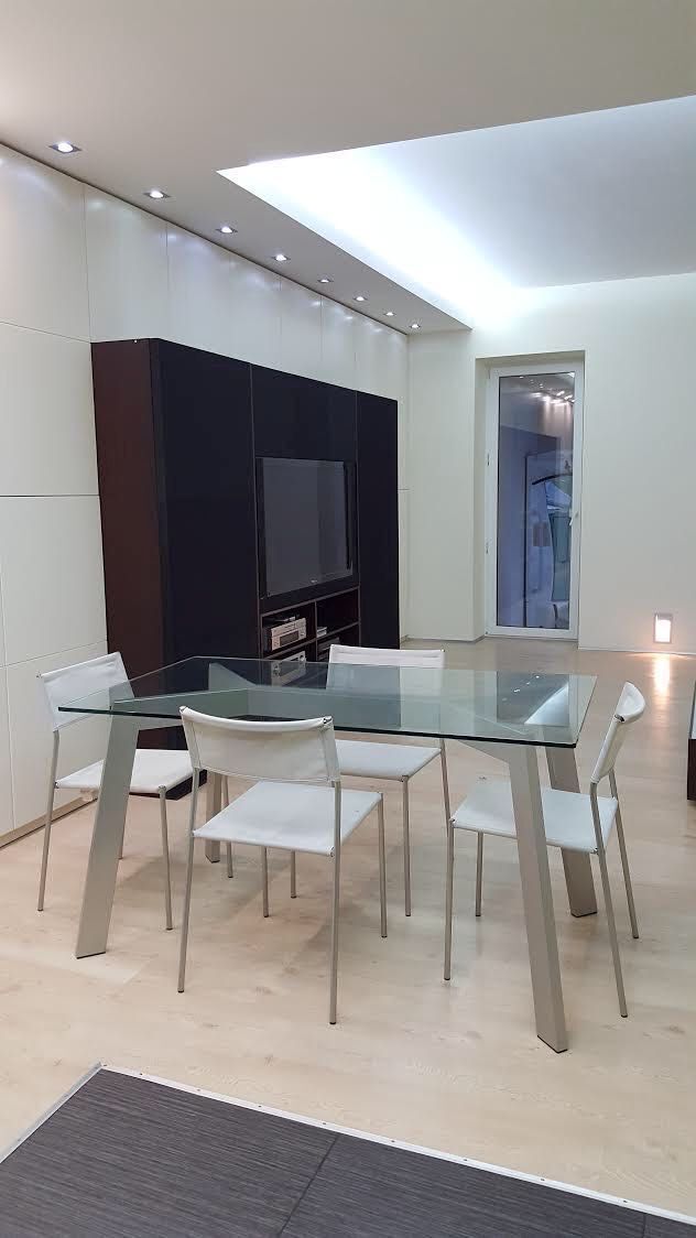 Оренда 1-кімнатної квартири 80 м², Сімферопольська вул., 11