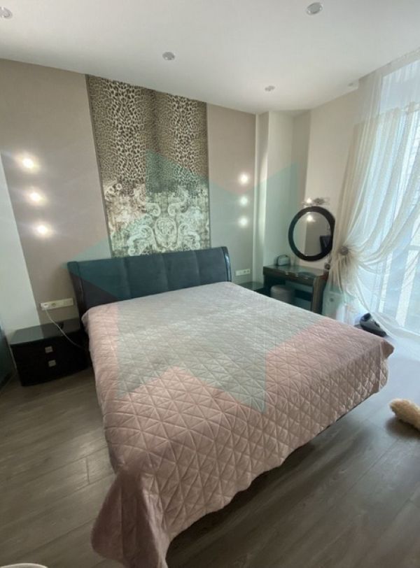 Оренда 1-кімнатної квартири 75 м², Сімферопольська вул., 2