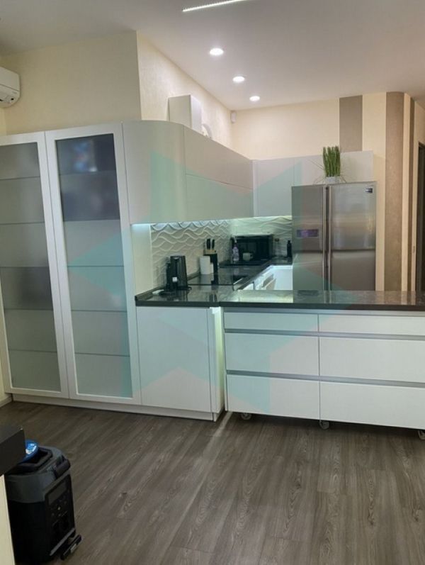 Оренда 1-кімнатної квартири 75 м², Сімферопольська вул., 2