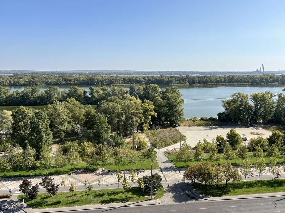 Аренда 1-комнатной квартиры 62 м², Набережная Победы ул., 44