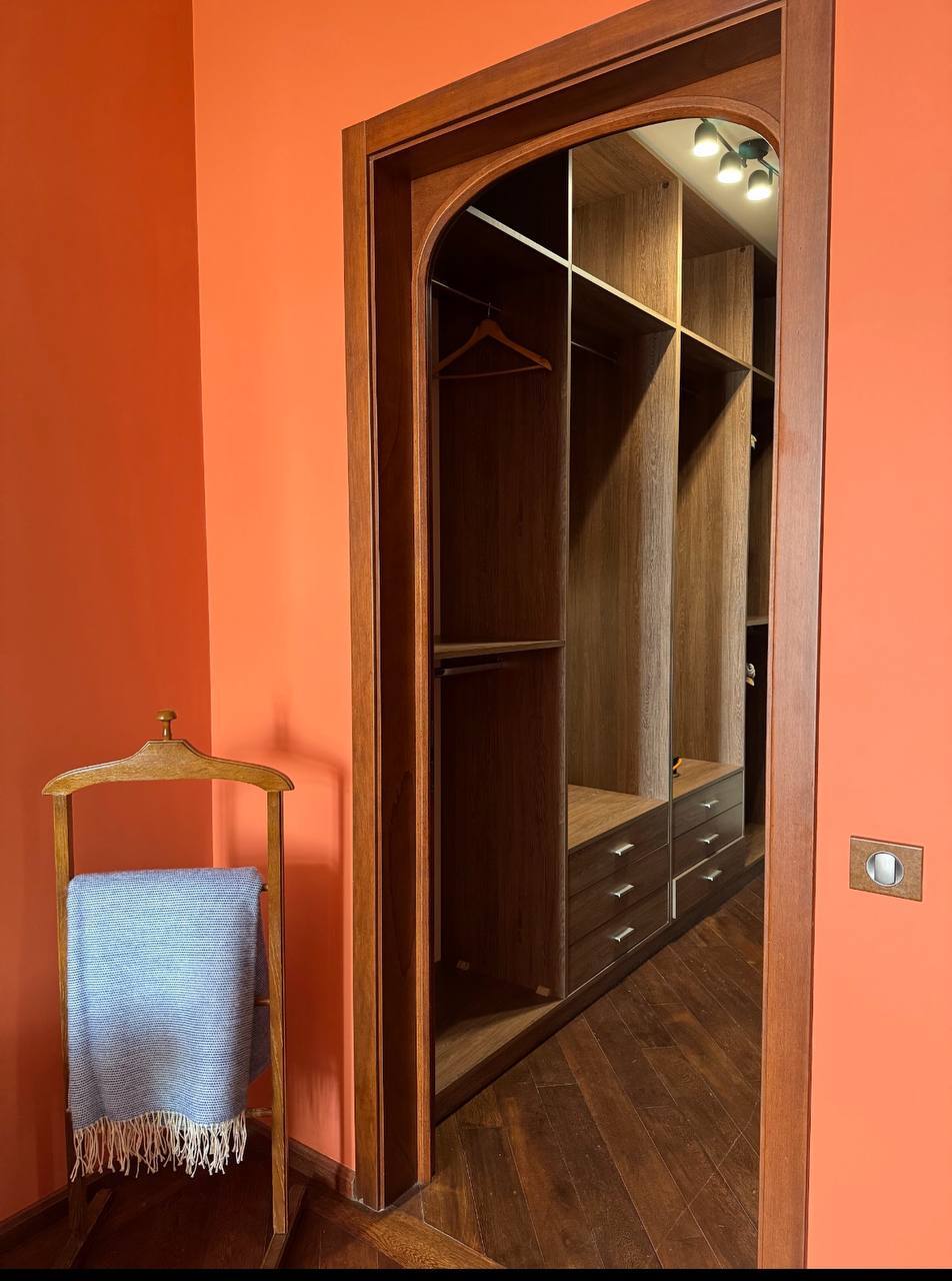 Продажа 4-комнатной квартиры 161 м², Зверинецкая ул., 59
