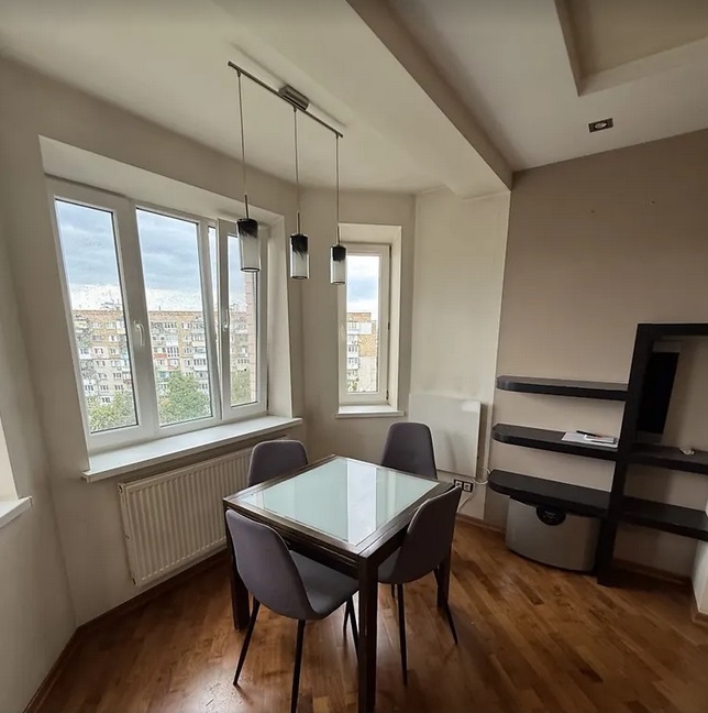 Продажа 3-комнатной квартиры 74 м², Юрковская ул.