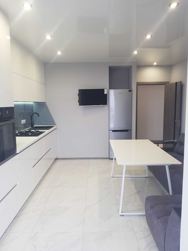 Продажа 1-комнатной квартиры 49 м², Славы бул., 45