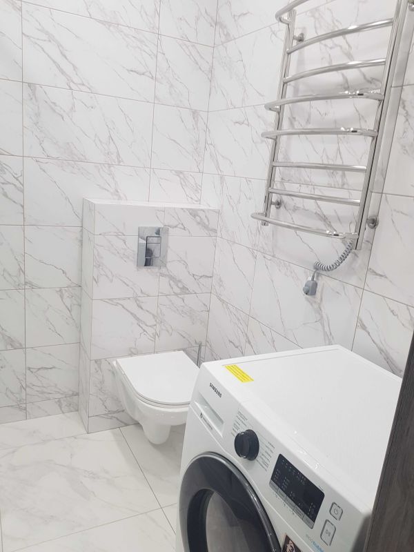 Продажа 1-комнатной квартиры 49 м², Славы бул., 45