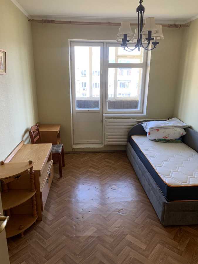 Продажа 2-комнатной квартиры 56 м², Маршала Якубовского ул., 2В