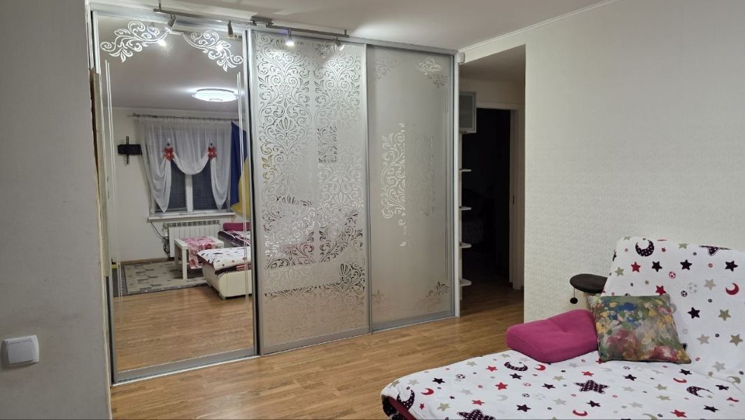 Оренда 2-кімнатної квартири 87 м², Штабний пров., 1