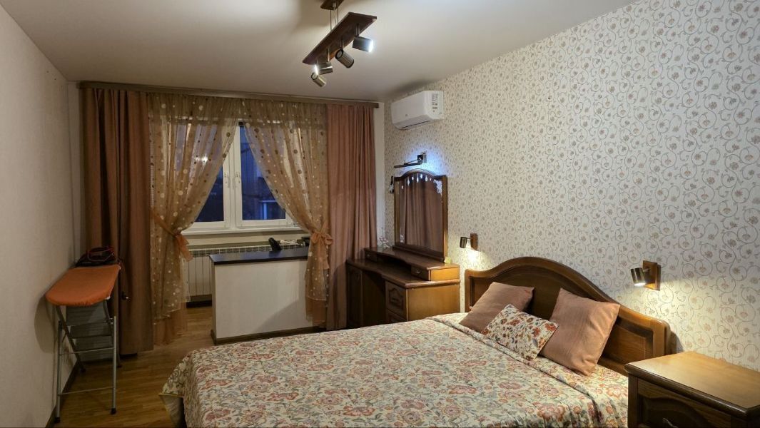 Оренда 2-кімнатної квартири 87 м², Штабний пров., 1