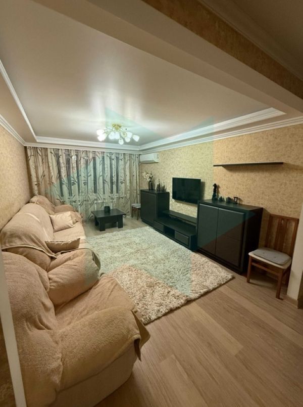 Аренда 3-комнатной квартиры 69 м², Героев просп., 46