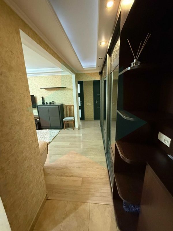 Аренда 3-комнатной квартиры 69 м², Героев просп., 46