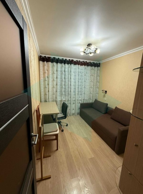 Аренда 3-комнатной квартиры 69 м², Героев просп., 46