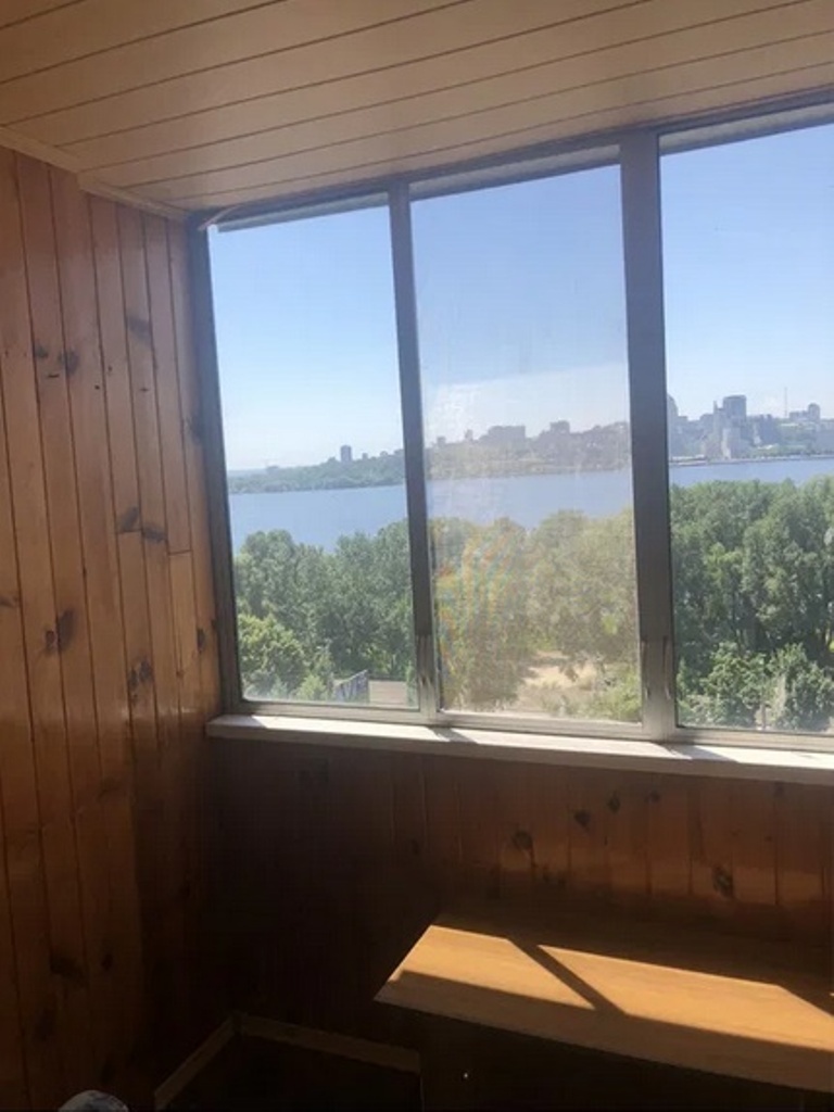 Продажа 3-комнатной квартиры 63 м², Маршала Малиновского ул., 36