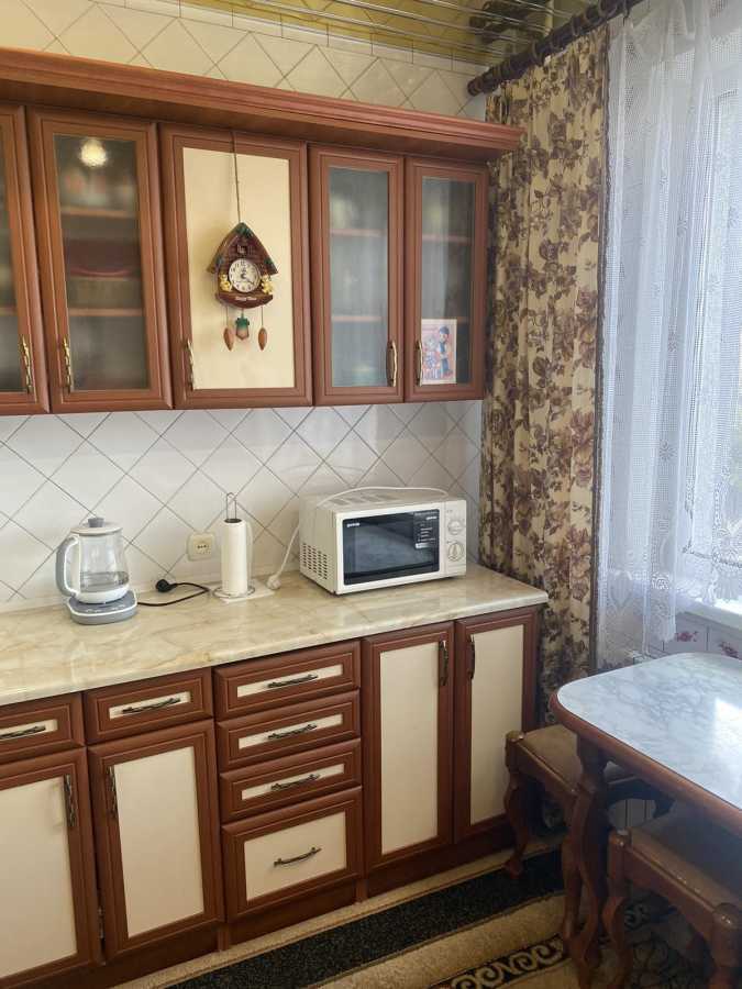 Аренда 3-комнатной квартиры 72 м², Вадима Гетьмана ул., 44