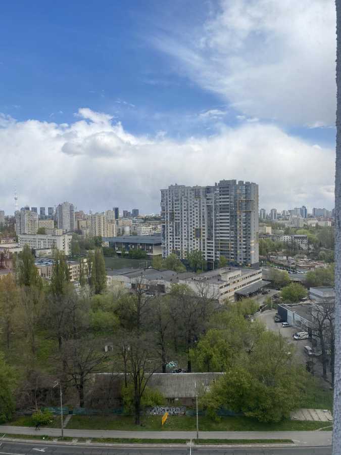 Аренда 3-комнатной квартиры 72 м², Вадима Гетьмана ул., 44
