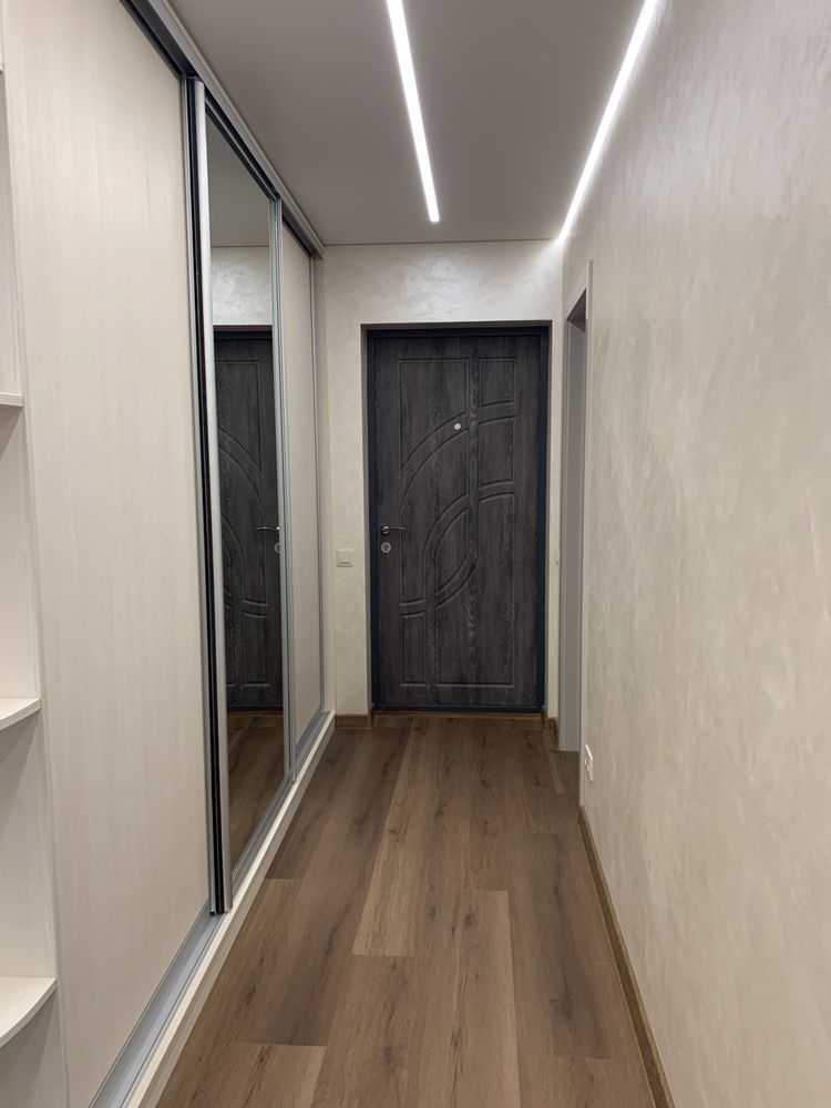 Аренда 3-комнатной квартиры 110 м², Михаила Максимовича ул., 32Б