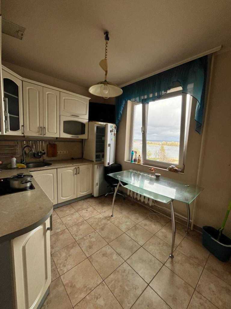 Продажа 2-комнатной квартиры 56 м², Сосновая ул., 10