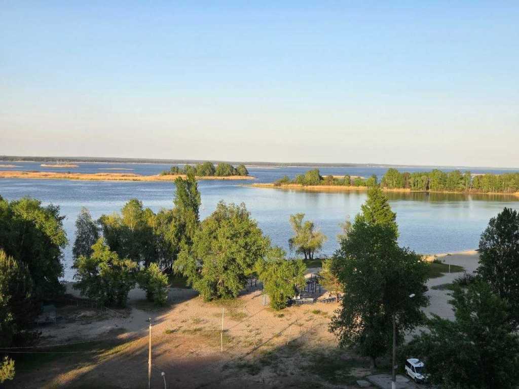 Продажа 2-комнатной квартиры 56 м², Сосновая ул., 10