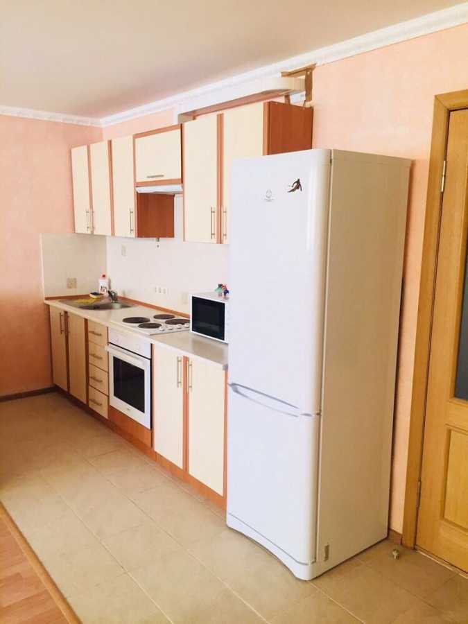 Аренда 1-комнатной квартиры 48 м², Литературная ул., 12