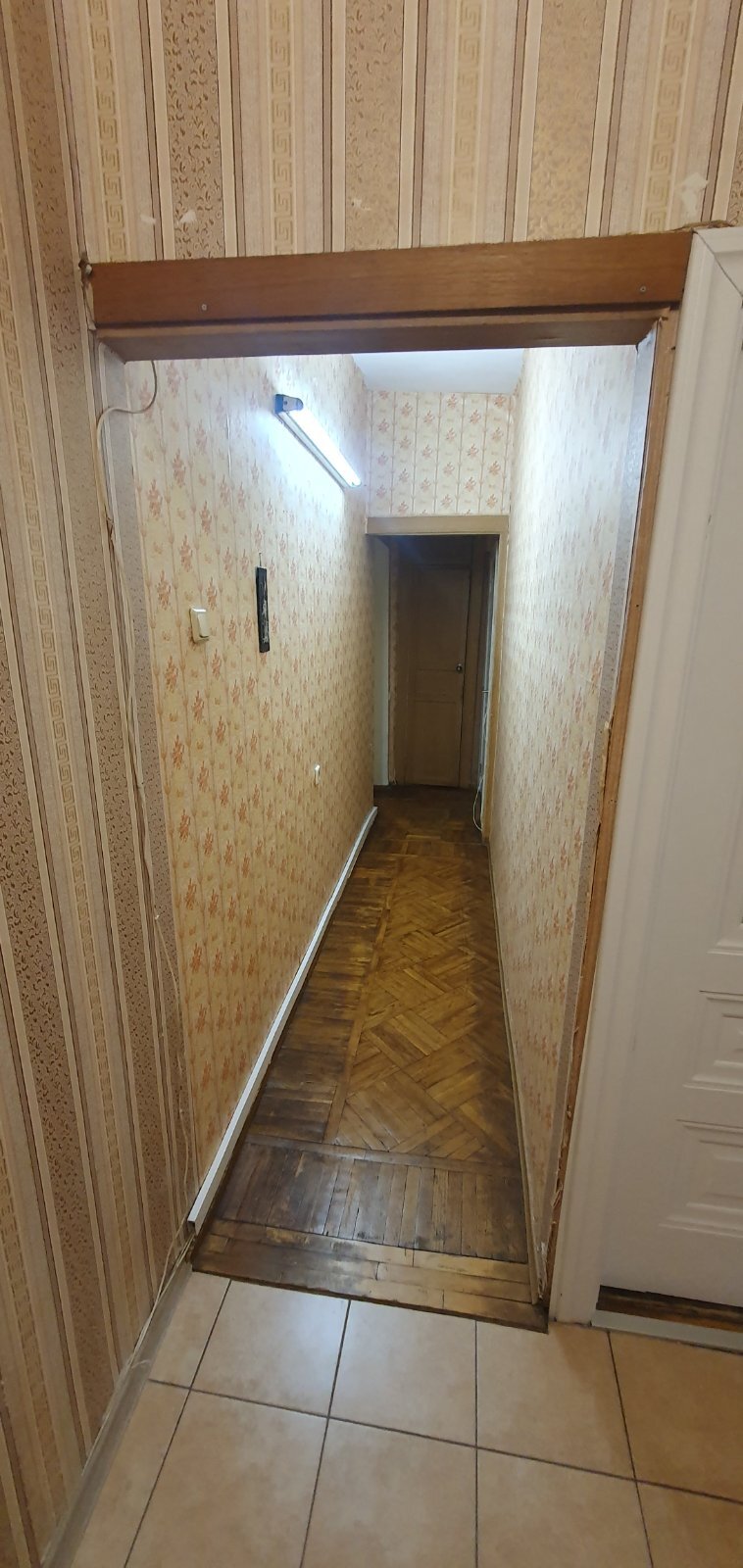 Продажа 3-комнатной квартиры 55.5 м², Сегедская ул.