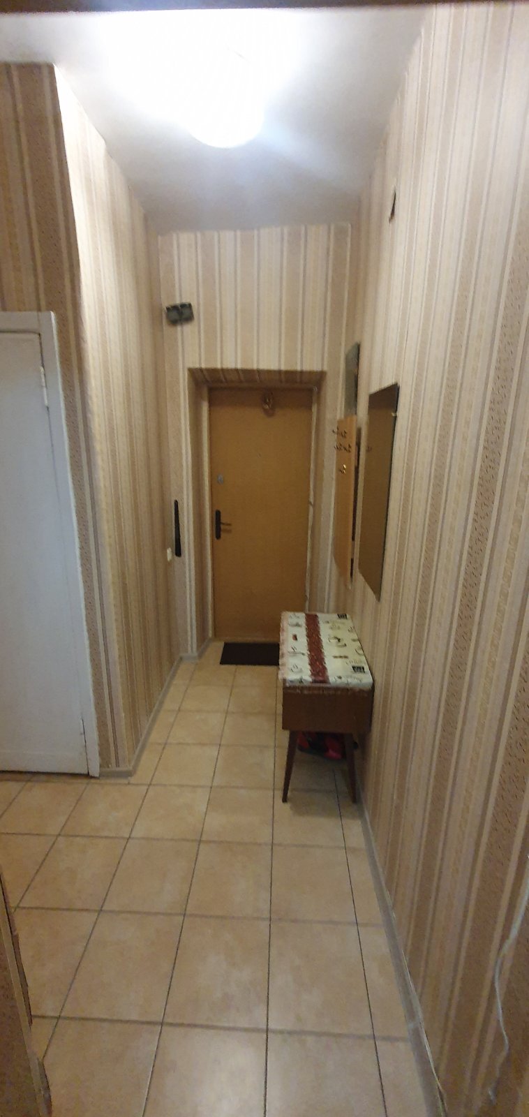 Продажа 3-комнатной квартиры 55.5 м², Сегедская ул.
