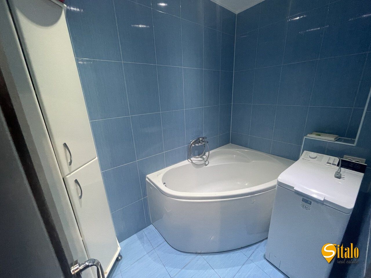 Продажа 3-комнатной квартиры 65 м², Кавказская ул.