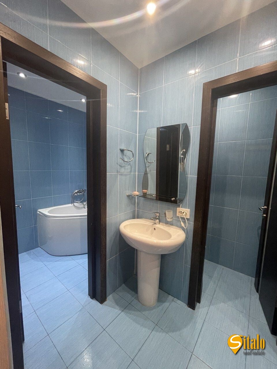 Продажа 3-комнатной квартиры 65 м², Кавказская ул.