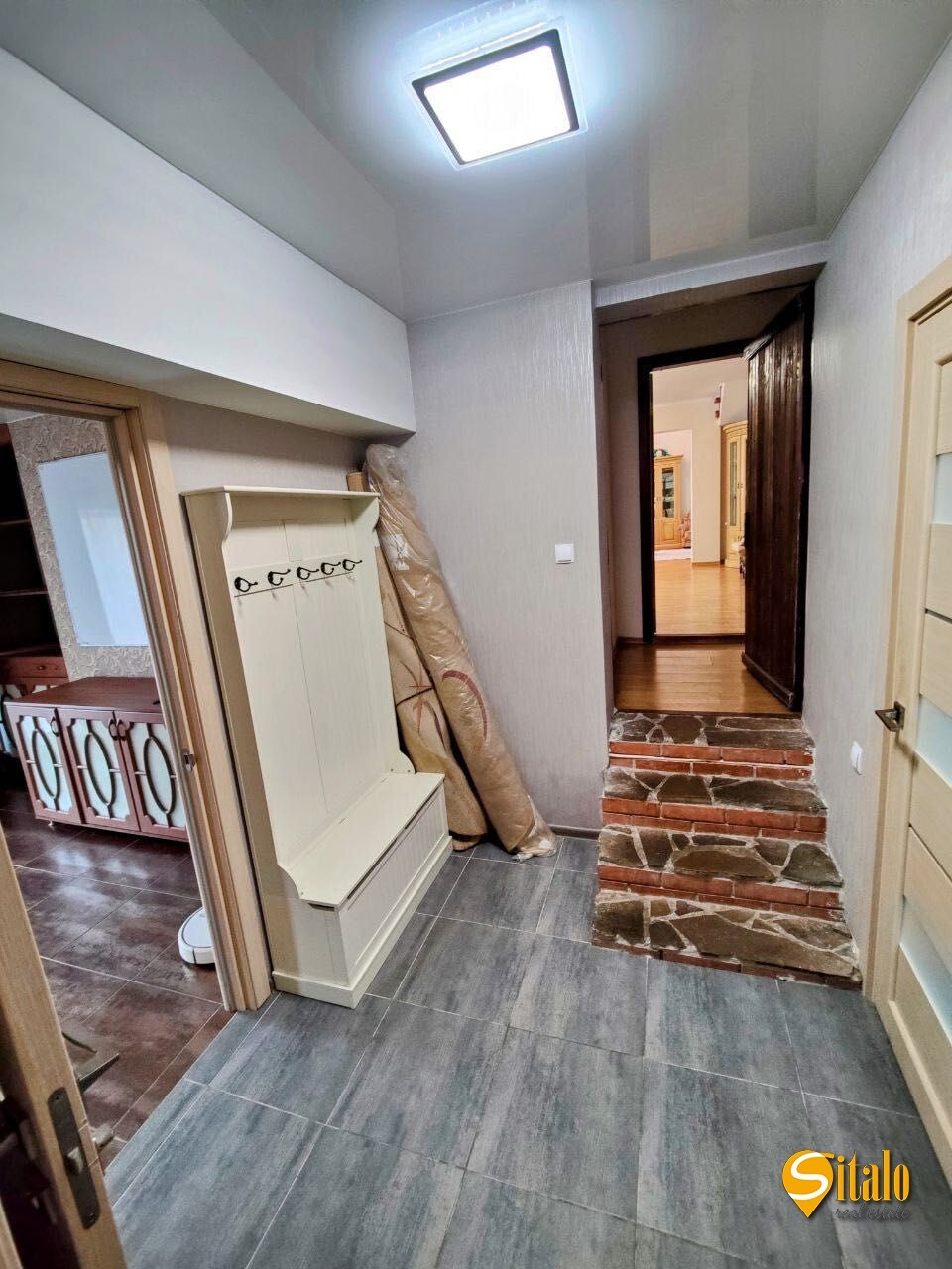 Продаж будинку 250 м²