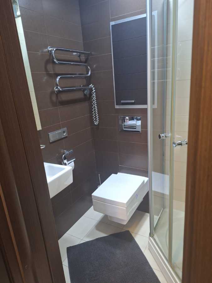 Аренда 3-комнатной квартиры 95 м², Феодосийский пер., 14А