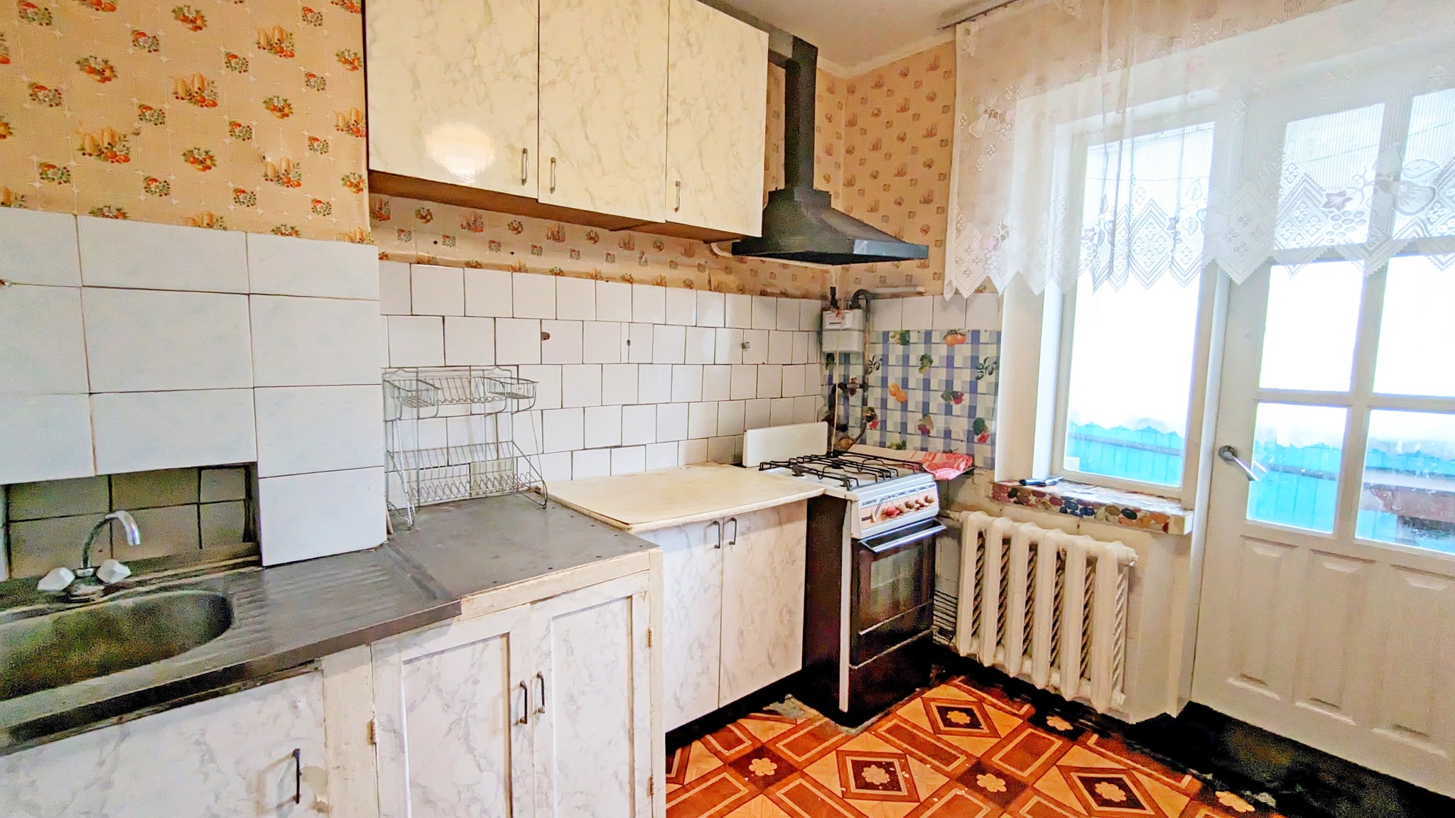 Продажа 2-комнатной квартиры 54 м², розважівська 2