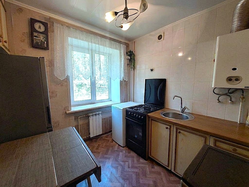 Продажа 2-комнатной квартиры 42 м², Академическая ул., 16