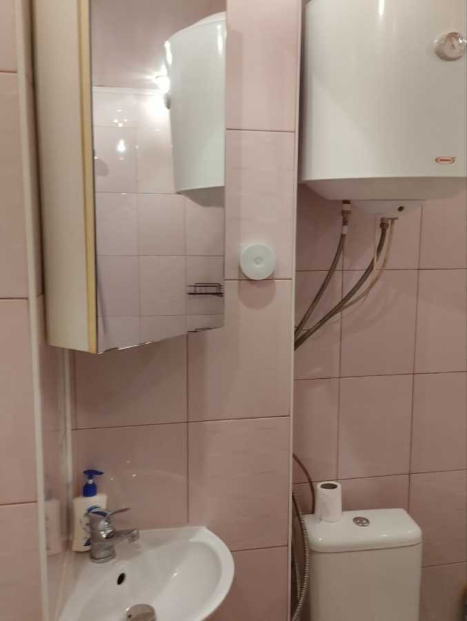 Оренда 1-кімнатної квартири 40 м², Героїв Дніпра вул., 40А