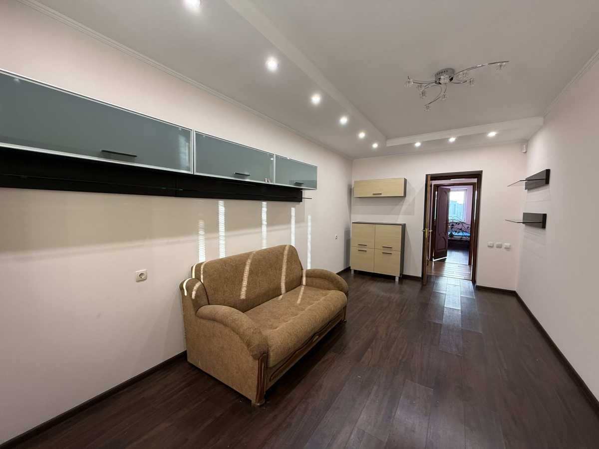 Оренда 2-кімнатної квартири 60 м², Олімпійська, 8Б
