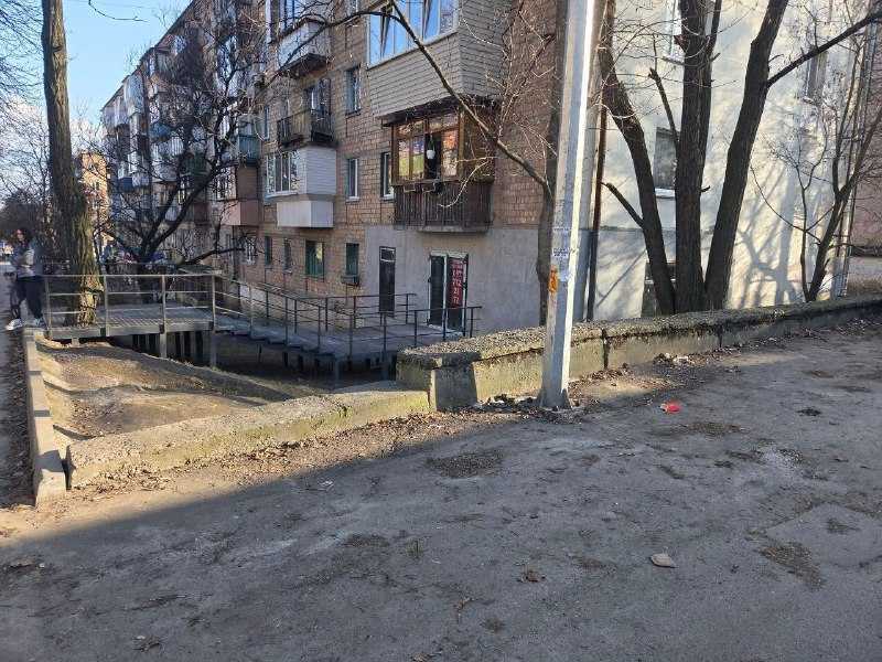 Аренда другого торгового помещения 50 м², Червонопільська, 13/16