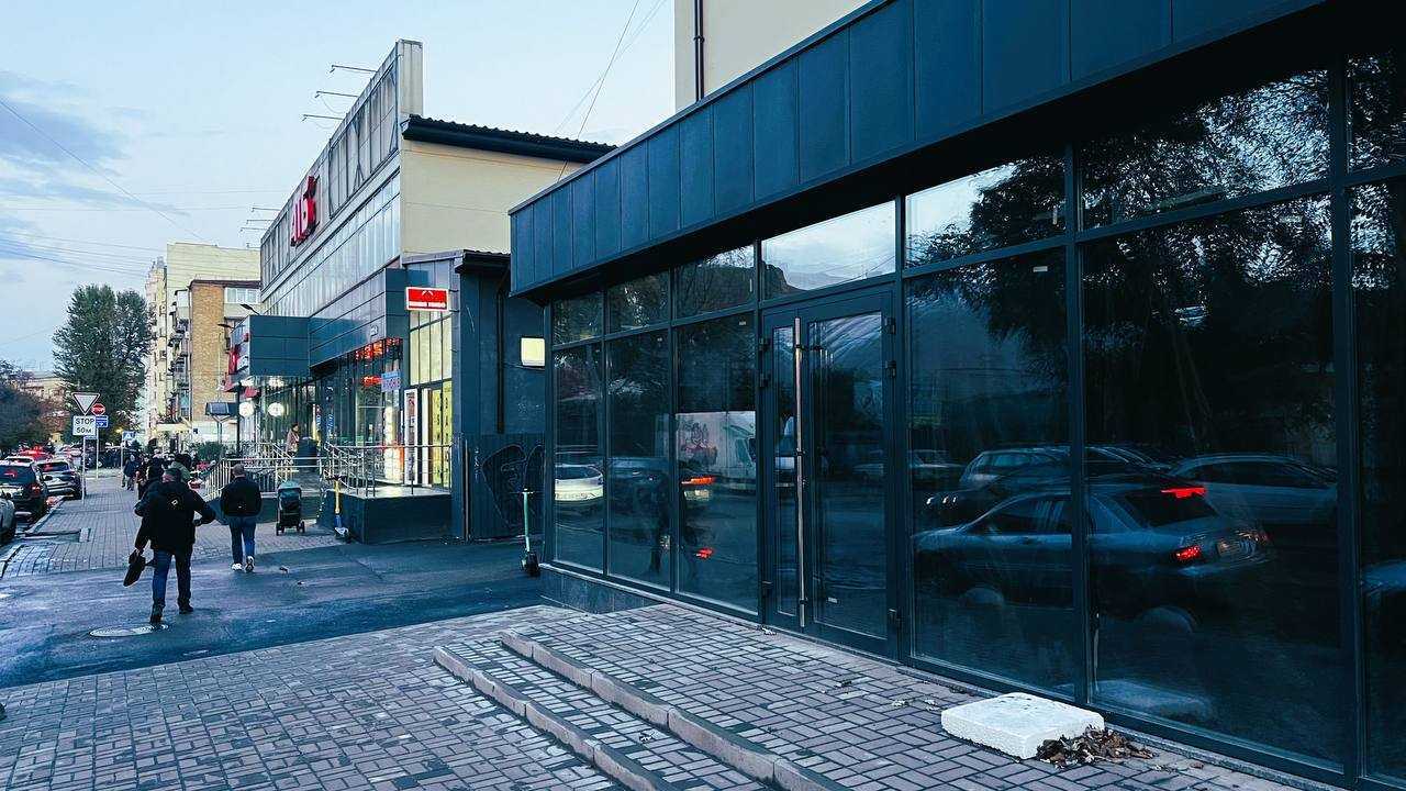 Аренда другого торгового помещения 100 м², Юрковская ул., 18