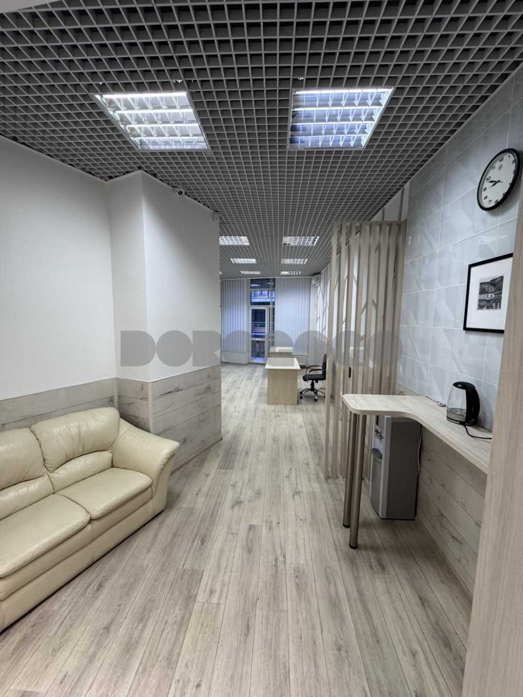 Оренда офісу 80 м², Євгена Коновальця вул., 36-Д