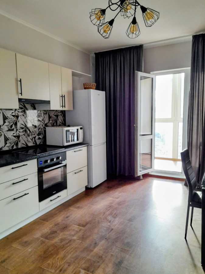 Аренда 1-комнатной квартиры 51 м², Ревуцкого ул., 54