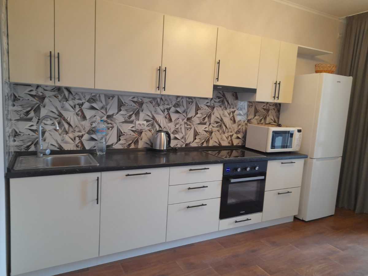 Аренда 1-комнатной квартиры 51 м², Ревуцкого ул., 54