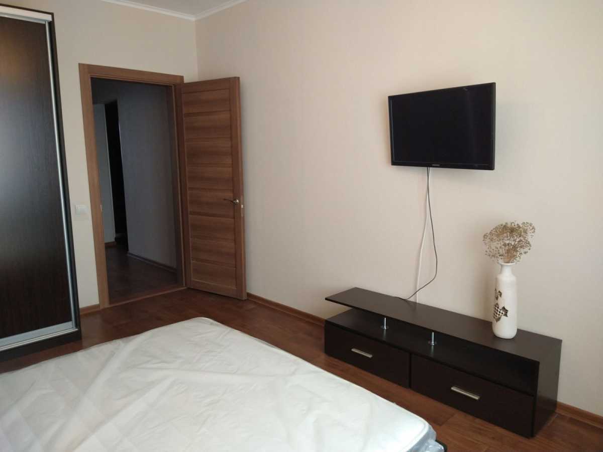 Аренда 1-комнатной квартиры 51 м², Ревуцкого ул., 54