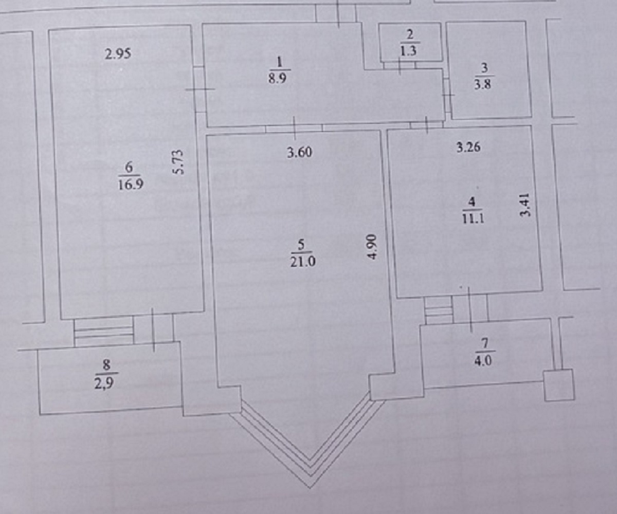 Продаж 2-кімнатної квартири 70 м², Салютна вул., 1Б