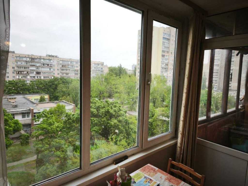 Продаж 2-кімнатної квартири 48 м², Митрополита Андрея Шептицького вул., 24