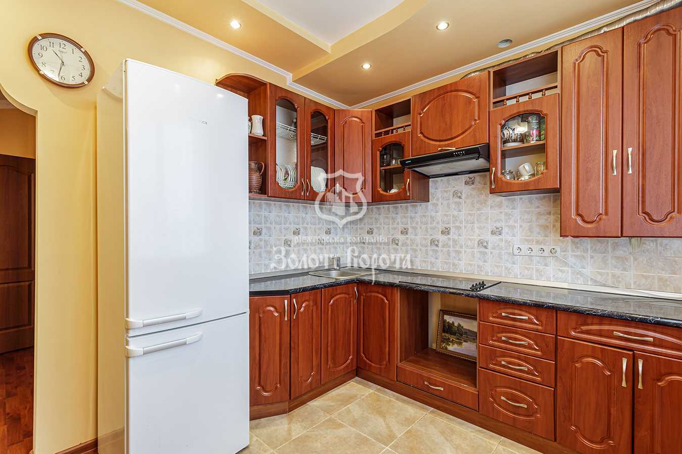 Продаж 2-кімнатної квартири 54.6 м², Петра Дорошенка вул., 9