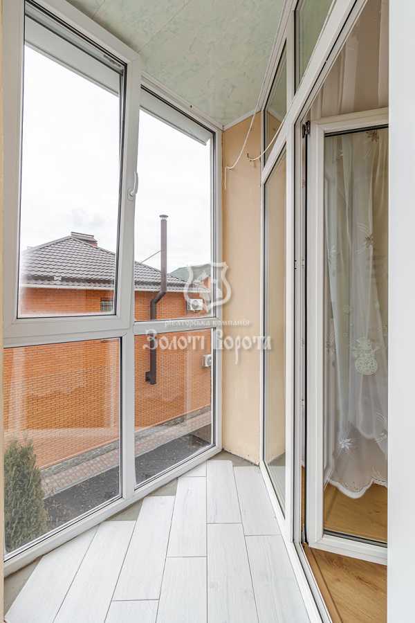 Продаж 2-кімнатної квартири 54.6 м², Петра Дорошенка вул., 9