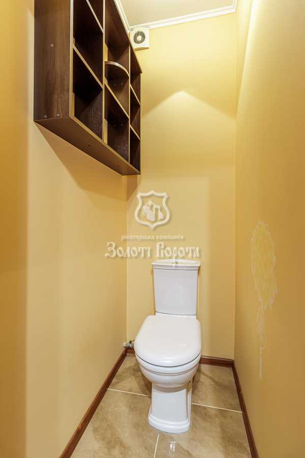 Продаж 2-кімнатної квартири 54.6 м², Петра Дорошенка вул., 9