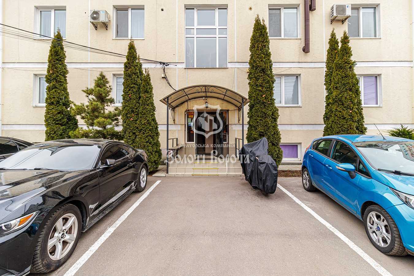 Продаж 2-кімнатної квартири 54.6 м², Петра Дорошенка вул., 9