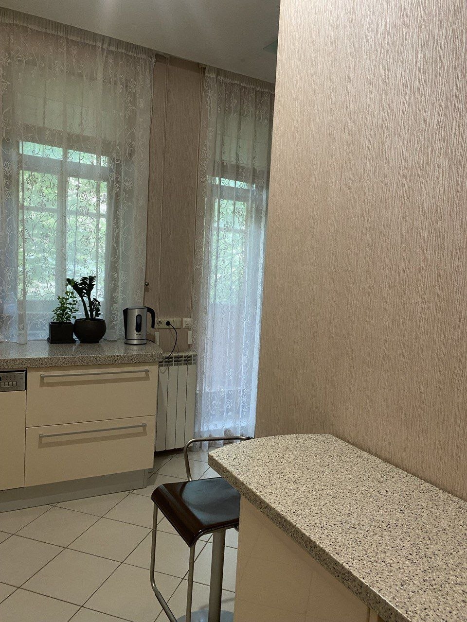 Аренда 3-комнатной квартиры 100 м², Сумская ул., 77/79