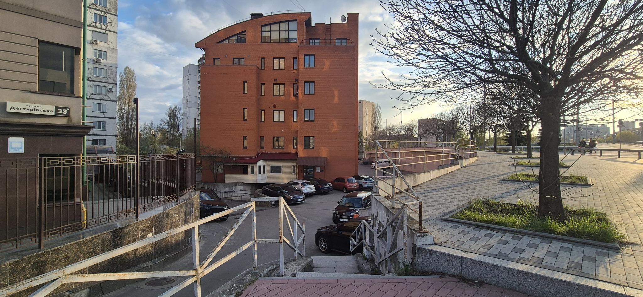 Аренда офиса 220 м², Дегтяревская ул., 33Б